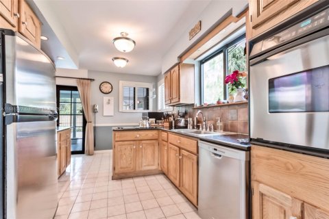 House in Pinecrest, Florida 4 bedrooms, 251.02 sq.m. № 1412082 - photo 4