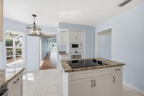 Villa ou maison à vendre à Venice, Floride: 2 chambres, 161.19 m2 № 2426866 - photo 5