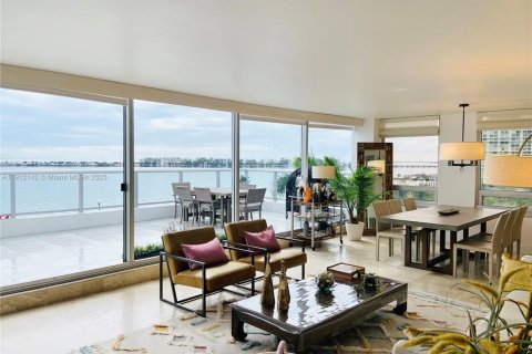 Купить кондоминиум в Майами, Флорида 3 спальни, 173.63м2, № 1968415 - фото 28