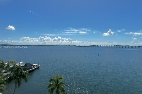 Купить кондоминиум в Майами, Флорида 3 спальни, 173.63м2, № 1968415 - фото 10