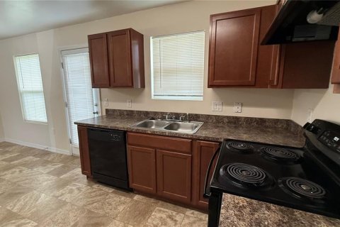 House in North Port, Florida 3 bedrooms, 133.04 sq.m. № 1880838 - photo 5