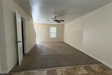 House in North Port, Florida 3 bedrooms, 133.04 sq.m. № 1880838 - photo 4