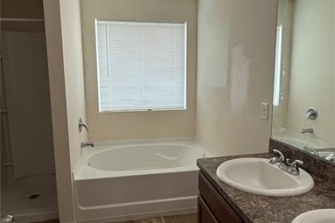 House in North Port, Florida 3 bedrooms, 133.04 sq.m. № 1880838 - photo 14