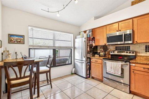 Copropriété à vendre à Palm Harbor, Floride: 2 chambres, 87.89 m2 № 2205323 - photo 10