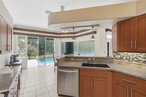 Villa ou maison à vendre à Punta Gorda, Floride: 3 chambres, 206.89 m2 № 2322272 - photo 5