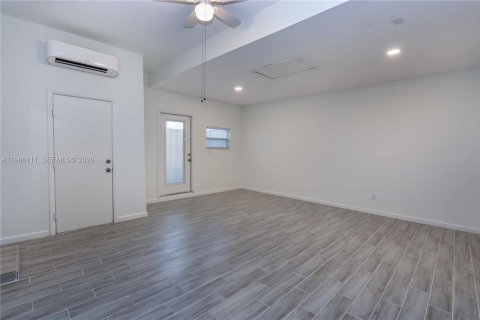 Appartement à louer à Miami, Floride: 1 chambre, 65.03 m2 № 2027894 - photo 10