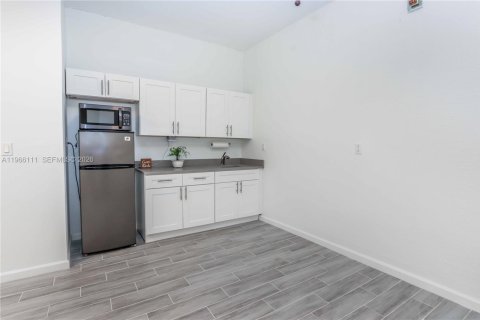 Appartement à louer à Miami, Floride: 1 chambre, 65.03 m2 № 2027894 - photo 8
