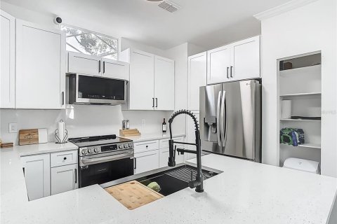 Condominio en venta en Maitland, Florida, 3 dormitorios, 147.06 m2 № 1625481 - foto 24