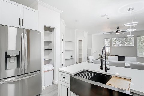 Condominio en venta en Maitland, Florida, 3 dormitorios, 147.06 m2 № 1625481 - foto 27