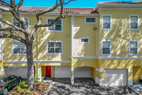 Condominio en venta en Maitland, Florida, 3 dormitorios, 147.06 m2 № 1625481 - foto 2