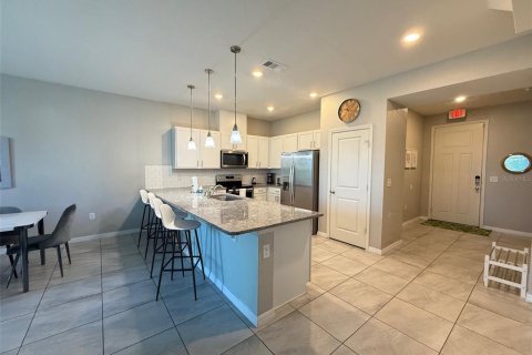 Townhouse in Kissimmee, Florida 4 bedrooms, 153.2 sq.m. № 2398855 - photo 7