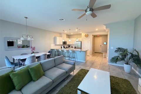 Townhouse in Kissimmee, Florida 4 bedrooms, 153.2 sq.m. № 2398855 - photo 11