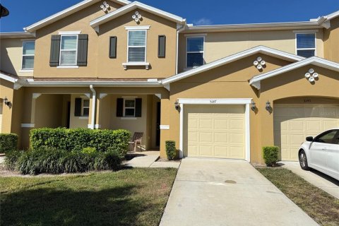 Townhouse in Kissimmee, Florida 4 bedrooms, 153.2 sq.m. № 2398855 - photo 2