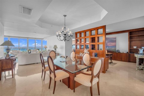 Copropriété à vendre à Aventura, Floride: 4 chambres, 308.44 m2 № 2085883 - photo 16