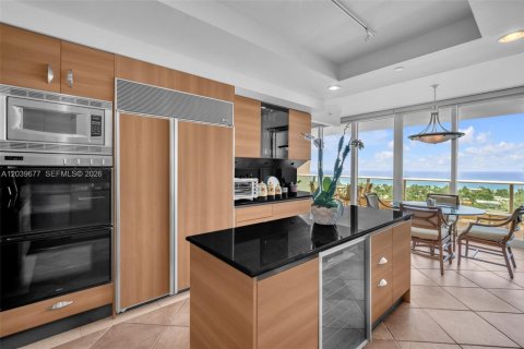 Copropriété à vendre à Aventura, Floride: 4 chambres, 308.44 m2 № 2085883 - photo 5