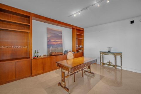 Copropriété à vendre à Aventura, Floride: 4 chambres, 308.44 m2 № 2085883 - photo 13