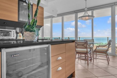 Copropriété à vendre à Aventura, Floride: 4 chambres, 308.44 m2 № 2085883 - photo 7