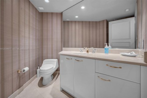 Copropriété à vendre à Aventura, Floride: 4 chambres, 308.44 m2 № 2085883 - photo 10