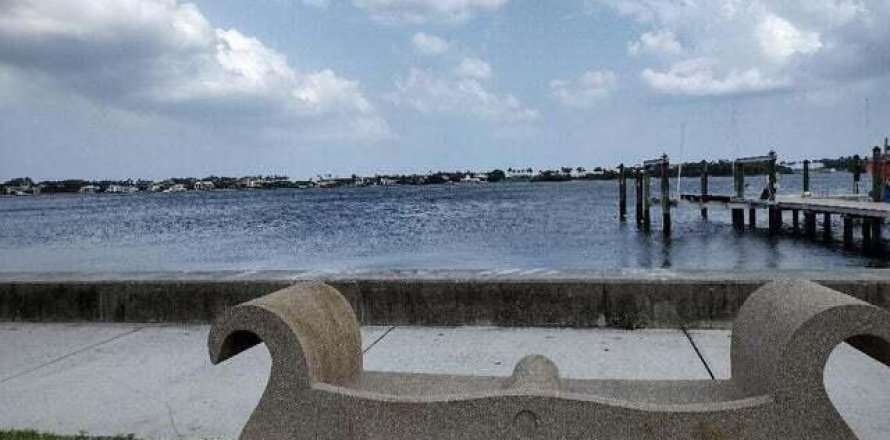 Casa en West Palm Beach, Florida 3 dormitorios, 115.29 m2 № 1092880