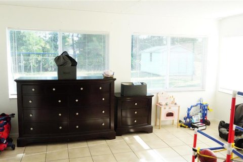 House in Lehigh Acres, Florida 2 bedrooms, 81.38 sq.m. № 2097484 - photo 8