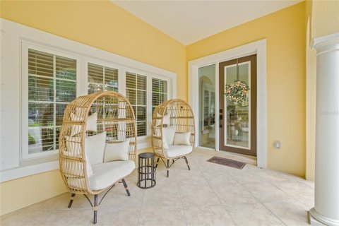 House in Tampa, Florida 4 bedrooms, 373.93 sq.m. № 1639855 - photo 4
