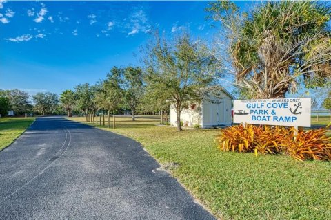 Land in Port Charlotte, Florida № 2228689 - photo 4