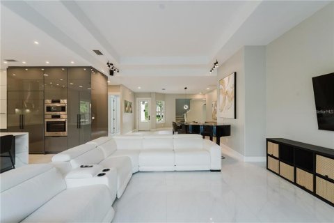 Villa ou maison à louer à Windermere, Floride: 4 chambres, 258.92 m2 № 2430760 - photo 9
