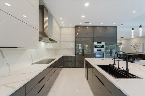 Villa ou maison à louer à Windermere, Floride: 4 chambres, 258.92 m2 № 2430760 - photo 15