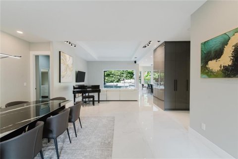 Villa ou maison à louer à Windermere, Floride: 4 chambres, 258.92 m2 № 2430760 - photo 4