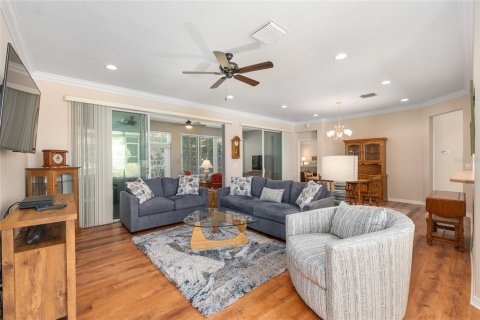 House in Summerfield, Florida 2 bedrooms, 171.87 sq.m. № 2196476 - photo 23