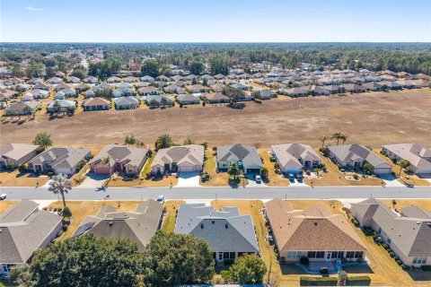 House in Summerfield, Florida 2 bedrooms, 171.87 sq.m. № 2196476 - photo 7