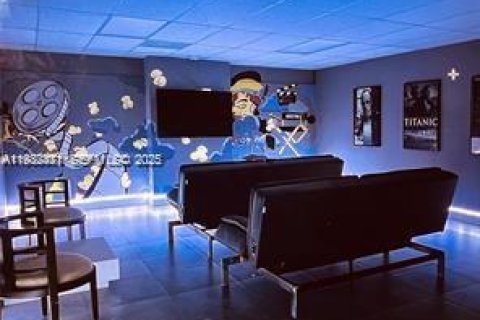 Купить кондоминиум в Халландейл-Бич, Флорида 2 спальни, 99.87м2, № 1990850 - фото 20