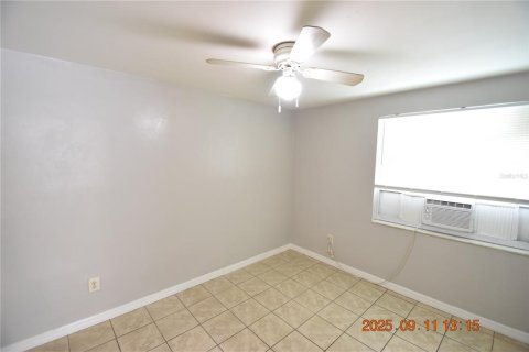 Apartamento en alquiler en Dunedin, Florida, 1 dormitorio, 34.84 m2 № 1914477 - foto 12