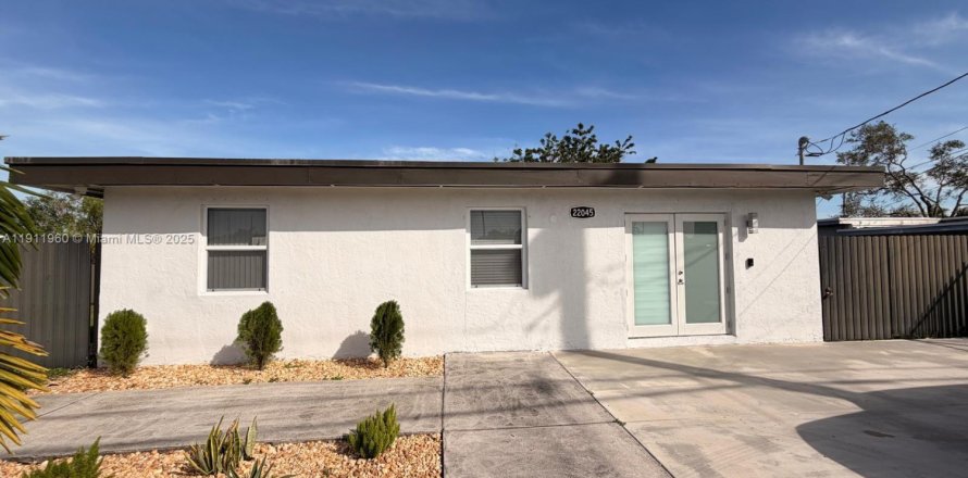 Villa ou maison à Miami, Floride 3 chambres, 110.37 m2 № 1966806