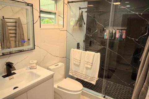 Villa ou maison à vendre à Miami, Floride: 3 chambres, 110.37 m2 № 1966806 - photo 23