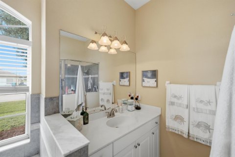 House in Port St. Lucie, Florida 3 bedrooms, 193.05 sq.m. № 2399917 - photo 29