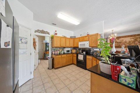 Casa en venta en Ocala, Florida, 4 dormitorios, 167.32 m2 № 1795644 - foto 9