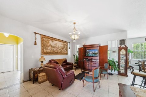 Casa en venta en Ocala, Florida, 4 dormitorios, 167.32 m2 № 1795644 - foto 6
