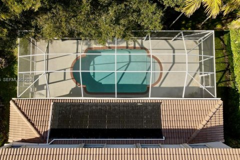 House in Weston, Florida 5 bedrooms, 290.04 sq.m. № 2033174 - photo 27