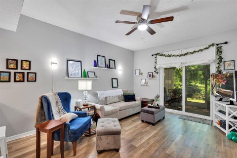 Condo in Altamonte Springs, Florida, 2 bedrooms  № 1602413 - photo 19