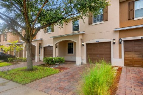 Touwnhouse à vendre à Orlando, Floride: 3 chambres, 147.9 m2 № 2167428 - photo 2