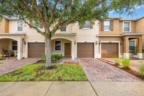 Touwnhouse à vendre à Orlando, Floride: 3 chambres, 147.9 m2 № 2167428 - photo 4