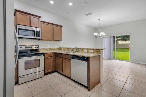 Touwnhouse à vendre à Orlando, Floride: 3 chambres, 147.9 m2 № 2167428 - photo 10