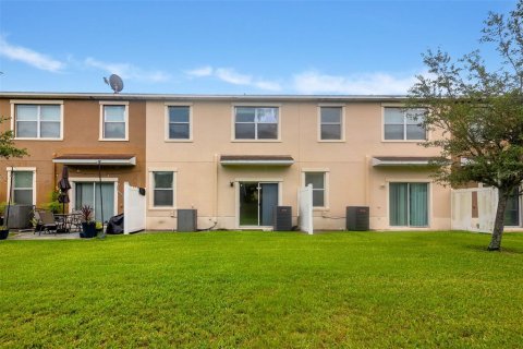 Touwnhouse à vendre à Orlando, Floride: 3 chambres, 147.9 m2 № 2167428 - photo 26