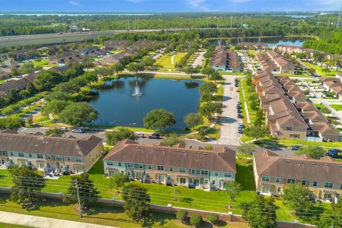Touwnhouse à vendre à Orlando, Floride: 3 chambres, 147.9 m2 № 2167428 - photo 28