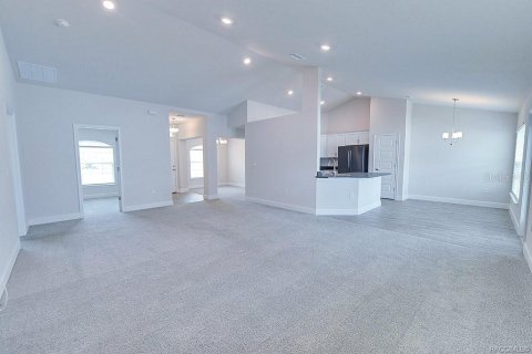 House in Citrus Springs, Florida 3 bedrooms, 172.8 sq.m. № 1382248 - photo 7