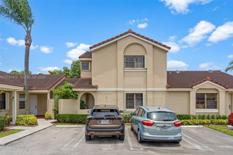 Townhouse in Miami, Florida 2 bedrooms, 146.97 sq.m. № 2186643