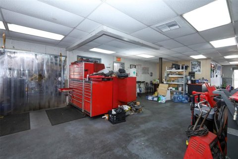 Commercial property in Orlando, Florida 371.24 sq.m. № 2235180 - photo 21