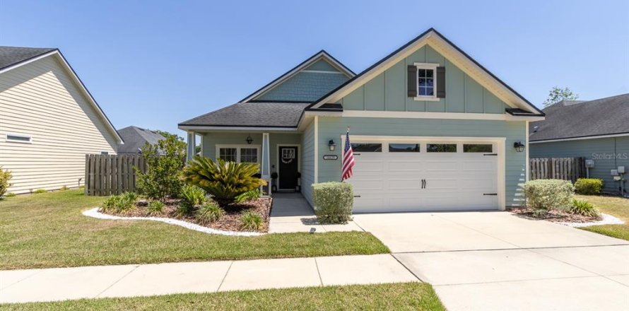 House in High Springs, Florida 3 bedrooms, 130.71 sq.m. № 1741076