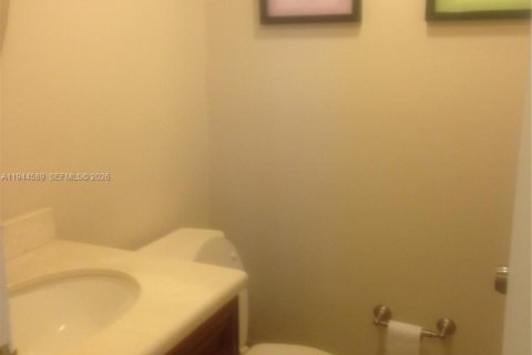 Copropriété à louer à Sunny Isles Beach, Floride: 1 chambre, 67.35 m2 № 2001099 - photo 15